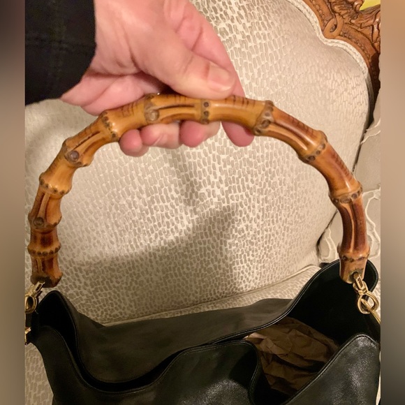 GUCCI Leather Shoulder/Crossbody Bag with Bamboo Handle- Vintage GUC from 1990’s - Picture 13 of 17